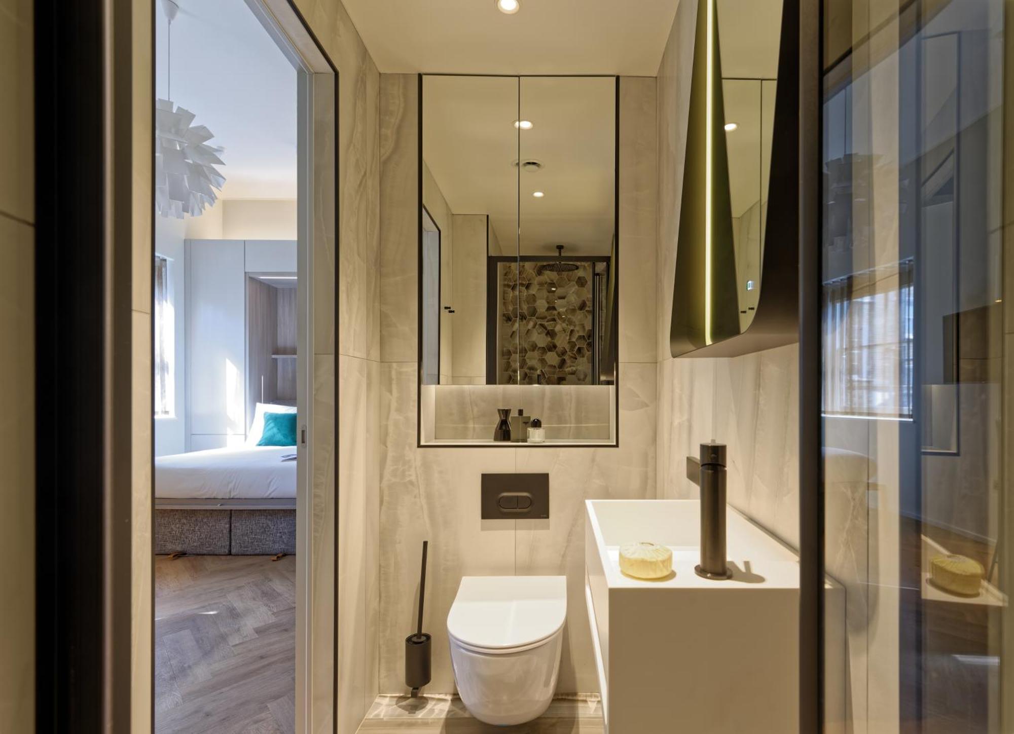 South Kensington By D'montrio Aparthotel London