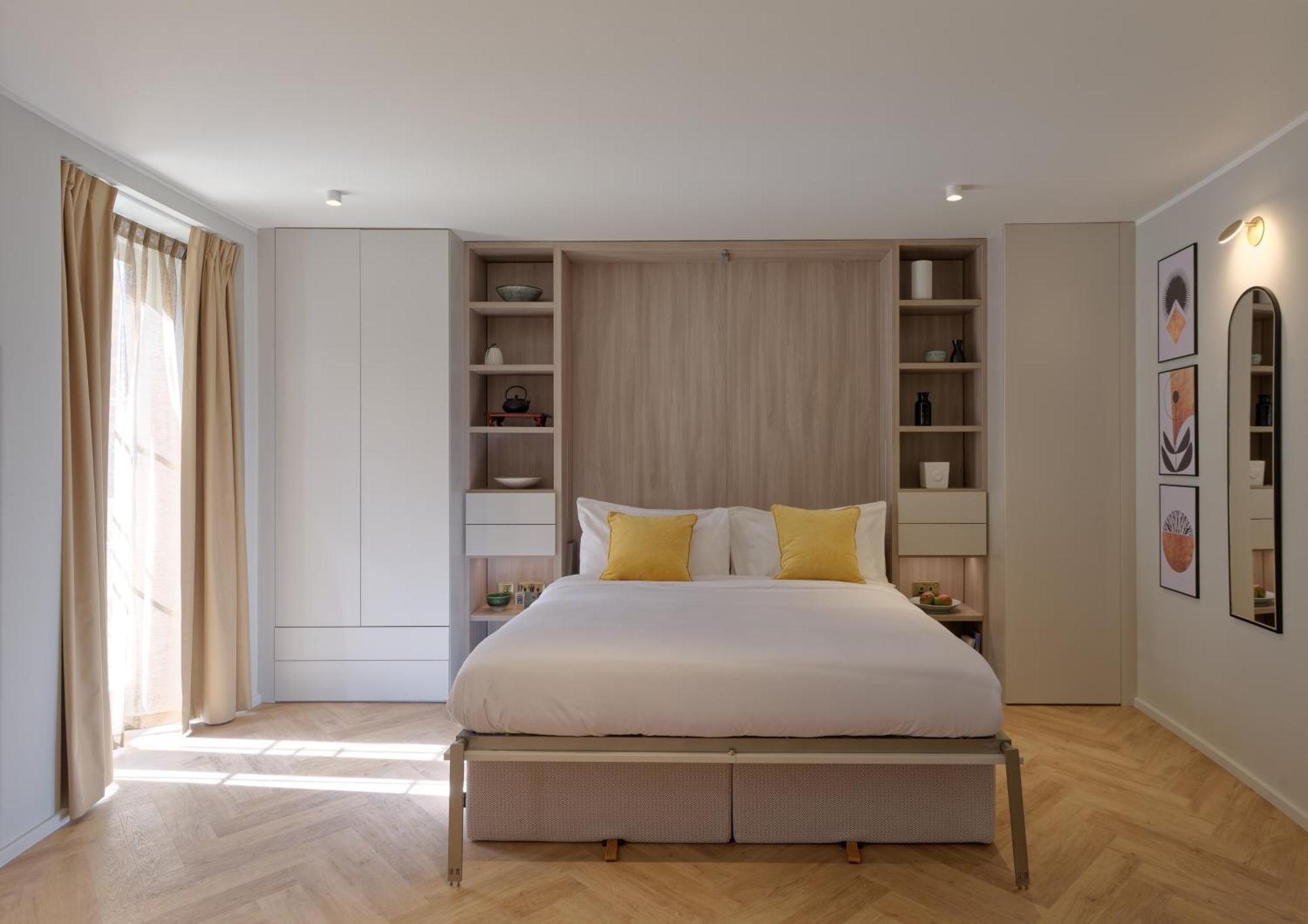 South Kensington By D'montrio * London